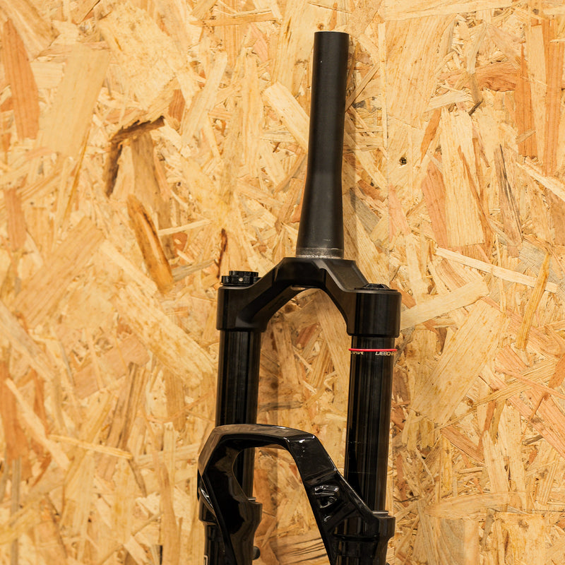 Load image into Gallery viewer, RockShox Lyrik Ultimate RC2 DebonAir Boost 27.5" Suspension Fork