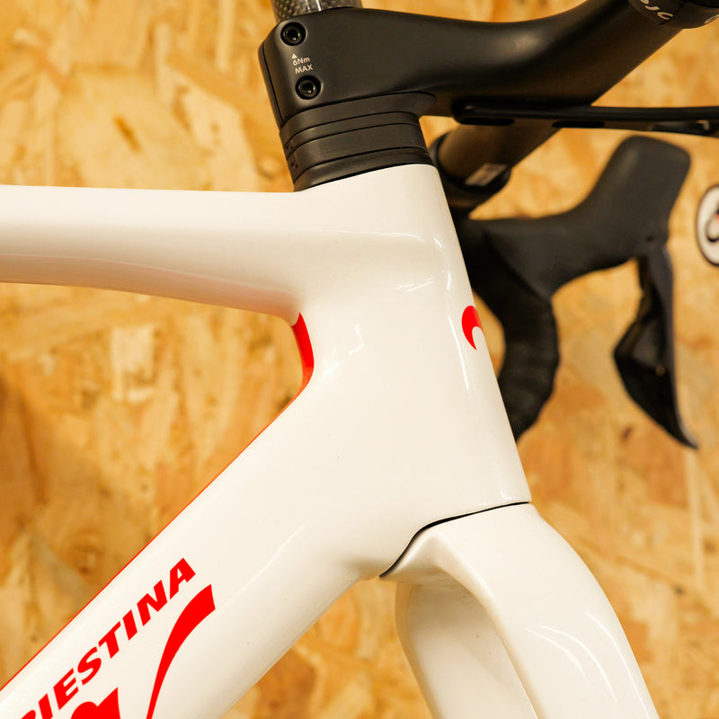 Load image into Gallery viewer, Wilier Filante SL - Medium - White with Ultegra Groupset - (ex demo)
