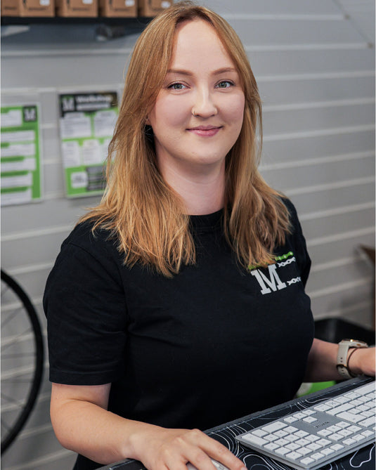 Dominika | Customer Service